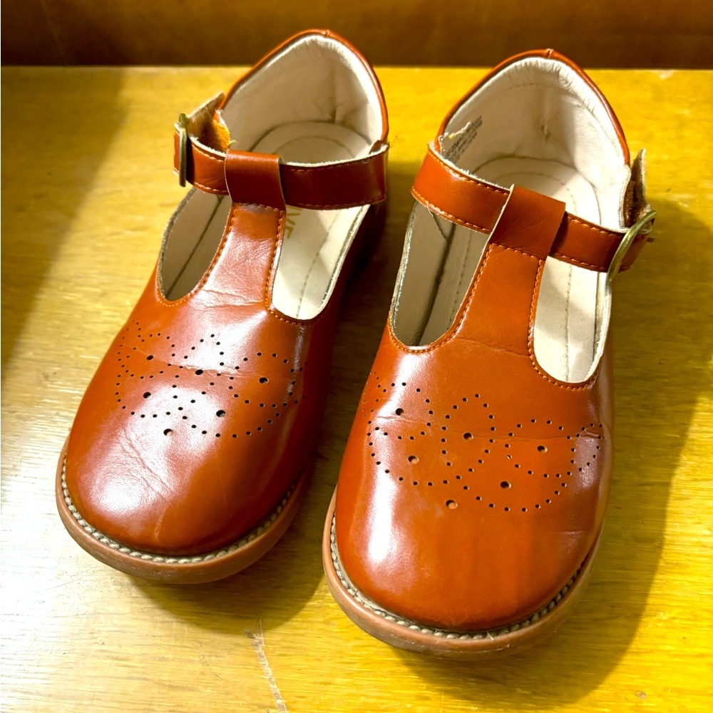 Ginfive brown oxfords
